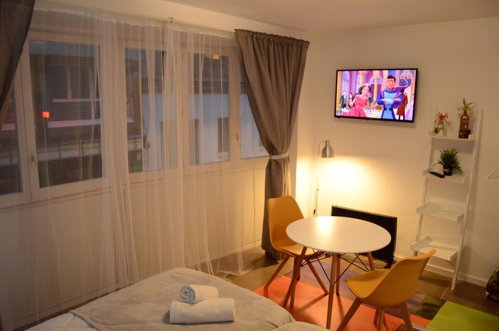 Tarragona Suites Marquesa Εξωτερικό φωτογραφία
